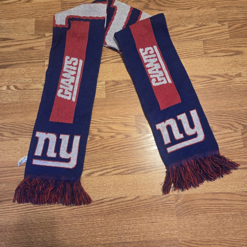 Forever Collectibles Blue And Red Scarf View 2